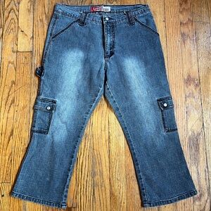 Y2k skater girl grunge dark faded wash low rise cargo capris